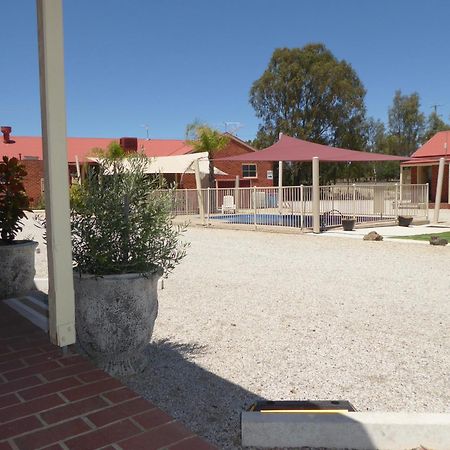 The Lydoun Motel Chiltern Exteriér fotografie